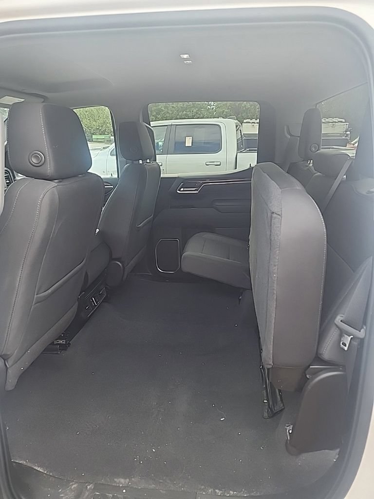 Used 2022 Chevrolet Silverado 1500 LT AWD/4WD image 8
