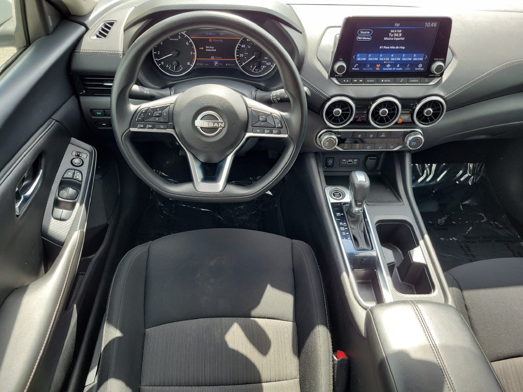Used 2024 Nissan Sentra SV FWD image 17
