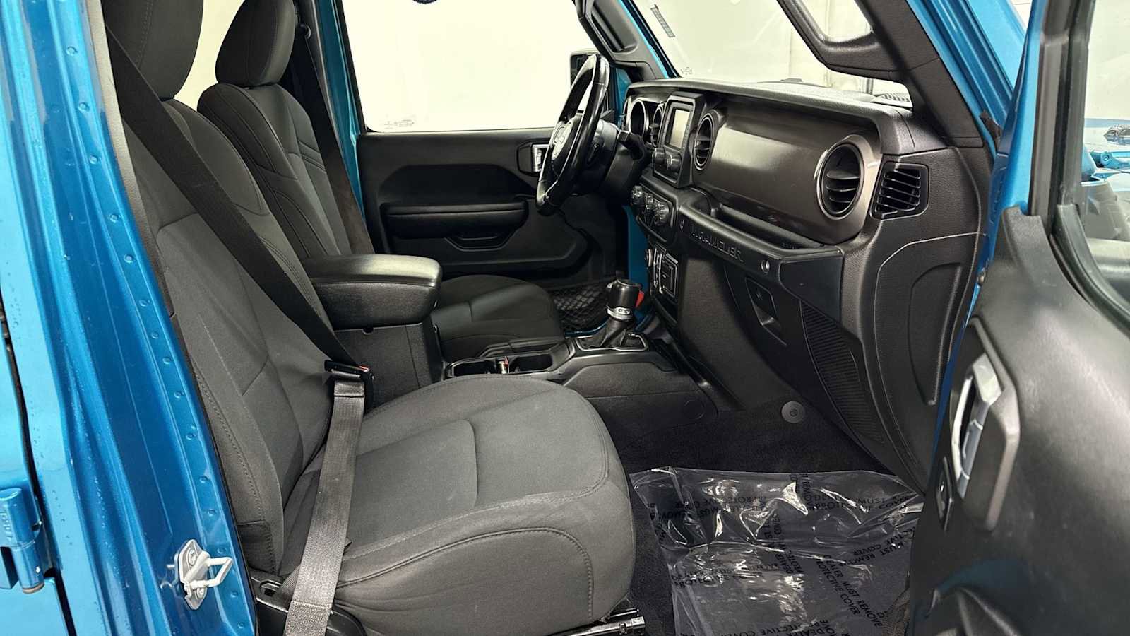 Used 2020 Jeep Wrangler Unlimited Sport S image 29