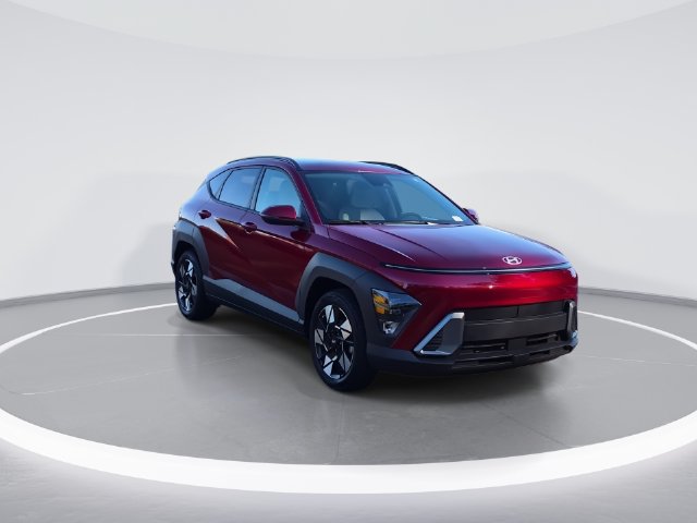 Used 2025 Hyundai Kona SEL FWD image 2