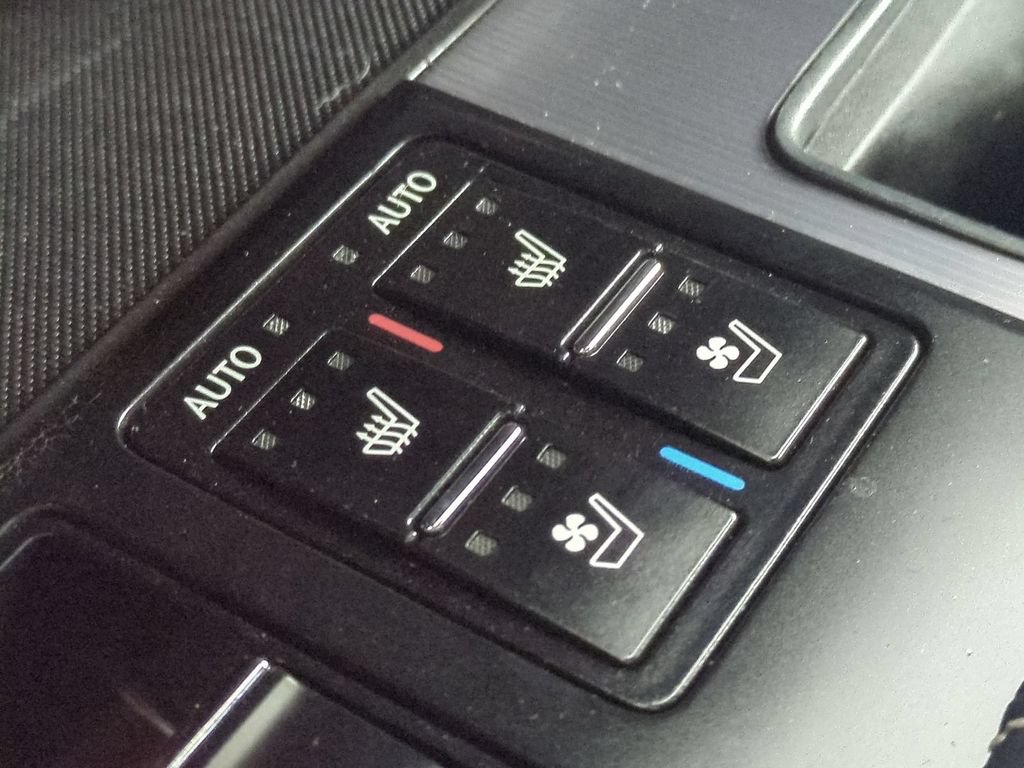 Used 2022 Lexus RX 350 F Sport w/ Accessory Package AWD/4WD image 29