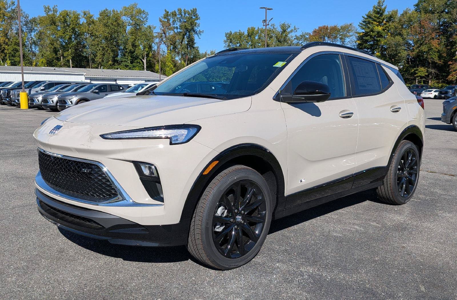 New 2026 Buick Encore GX Sport Touring w/ Studio Series AWD/4WD image 3