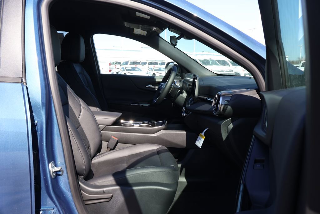 New 2026 Chevrolet Equinox LT w/ Convenience Package II image 41