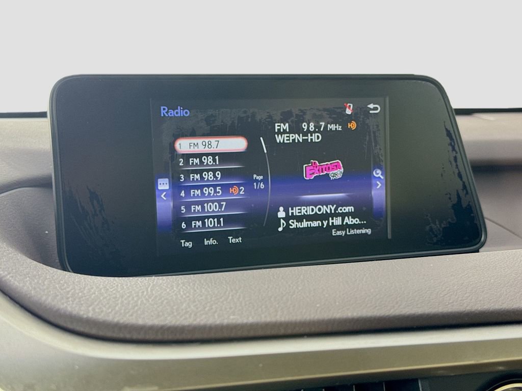 Used 2017 Lexus RX 350 AWD w/ Premium Package image 17