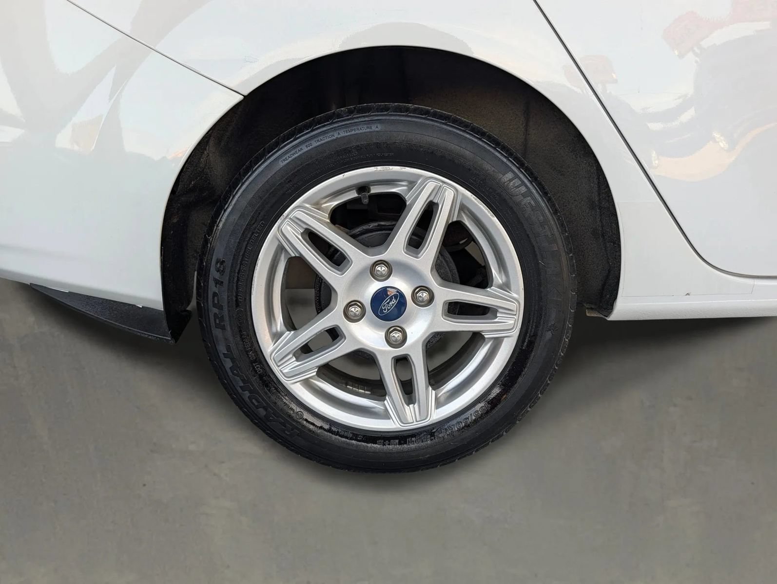 Used 2019 Ford Fiesta SE FWD image 11
