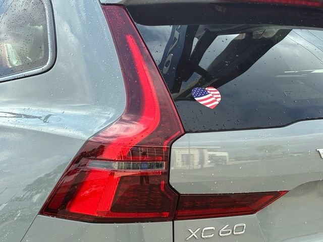 New 2026 Volvo XC60 T8 Plus w/ Climate Package PRO AWD/4WD image 8