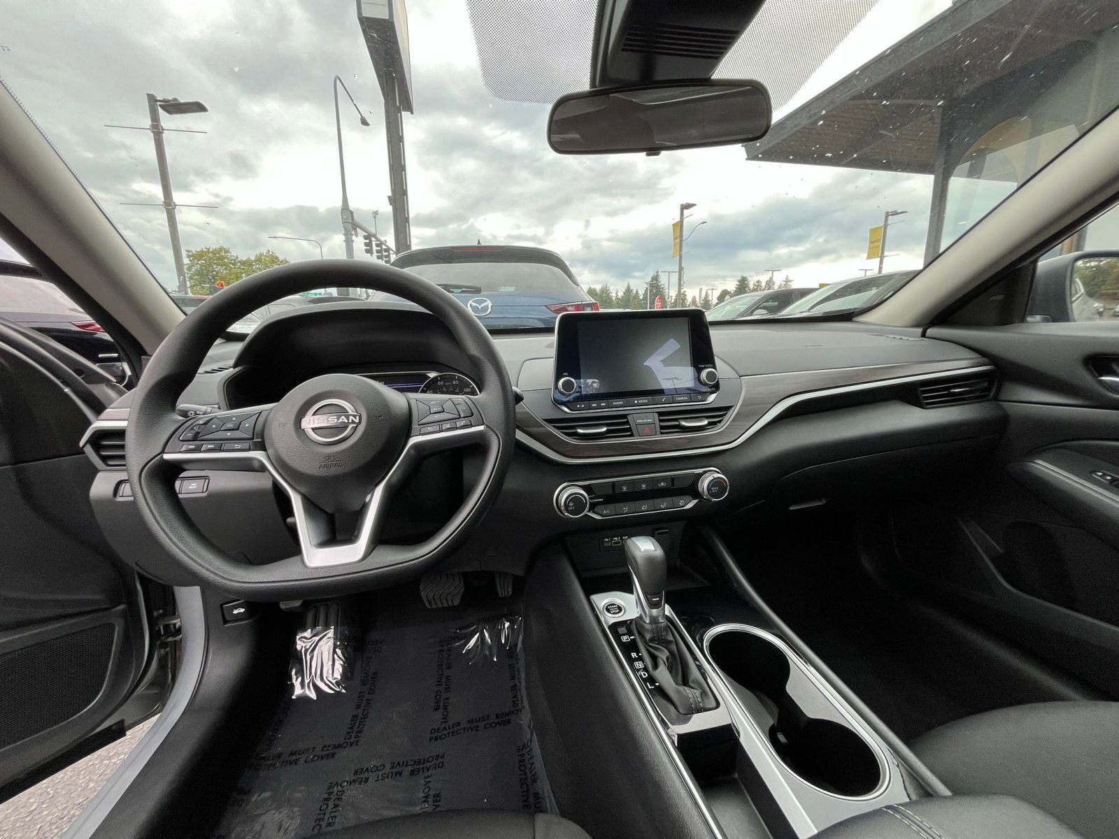 Used 2024 Nissan Altima 2.5 SV image 33