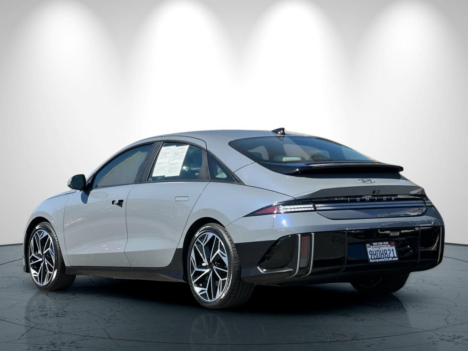 Used 2023 Hyundai Ioniq 6 SEL AWD/4WD image 6