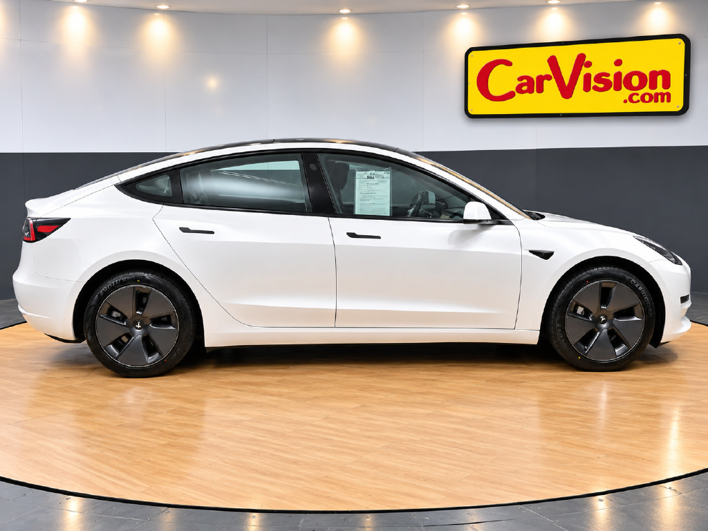 Used 2021 Tesla Model 3 Standard Range Plus RWD image 4