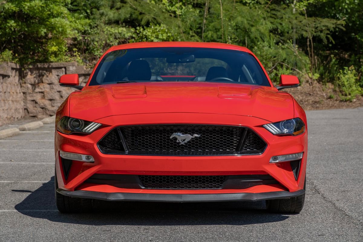 Used 2020 Ford Mustang GT Premium w/ GT Performance Package RWD image 3