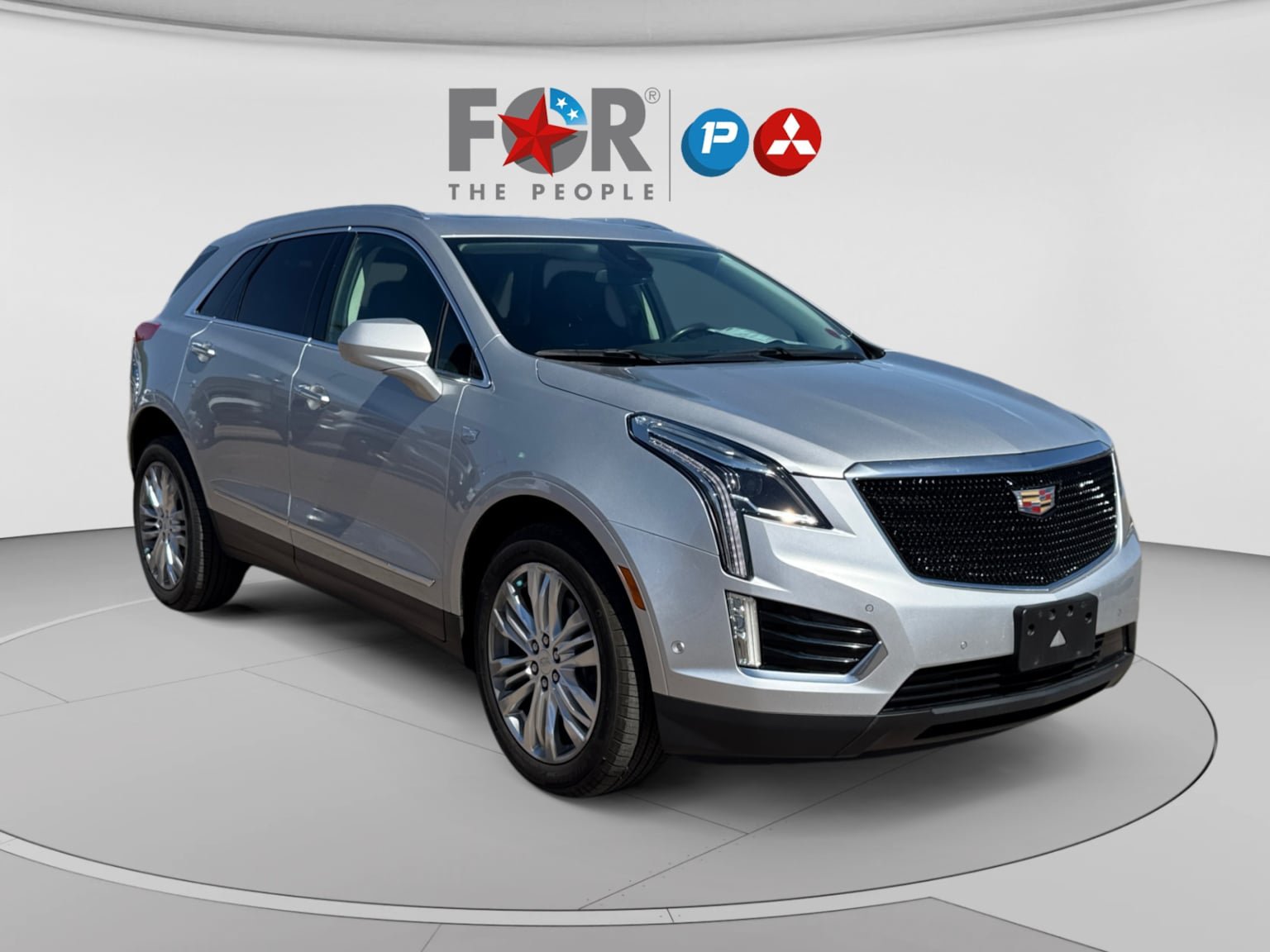 Used 2017 Cadillac XT5 Premium Luxury w/ Driver Assist Package FWD image 7