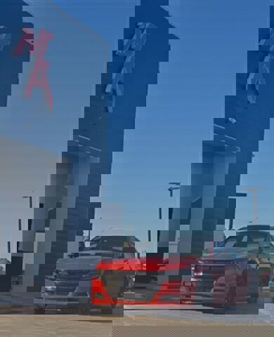 Used 2020 Dodge Charger SXT w/ Blacktop Package image 1