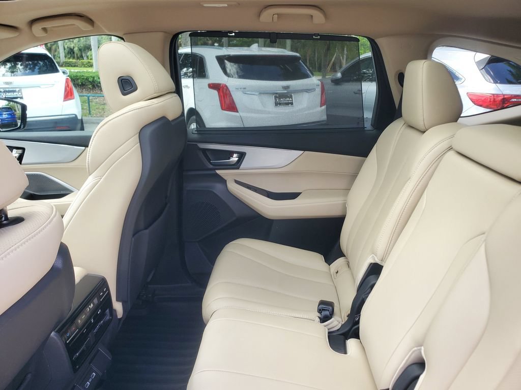 Certified 2022 Acura MDX FWD w/ Technology Package image 12