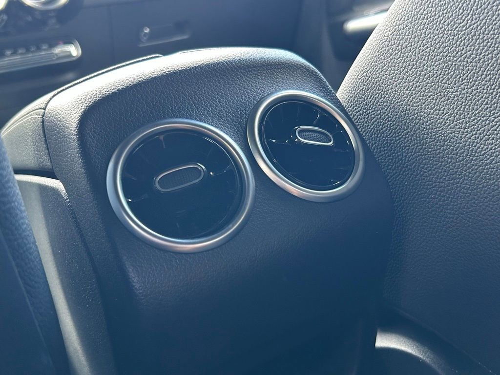 Used 2025 Mercedes-Benz GLA 250 GLA 250 image 45