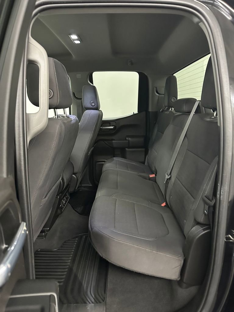 Used 2022 Chevrolet Silverado 1500 LT AWD/4WD image 25