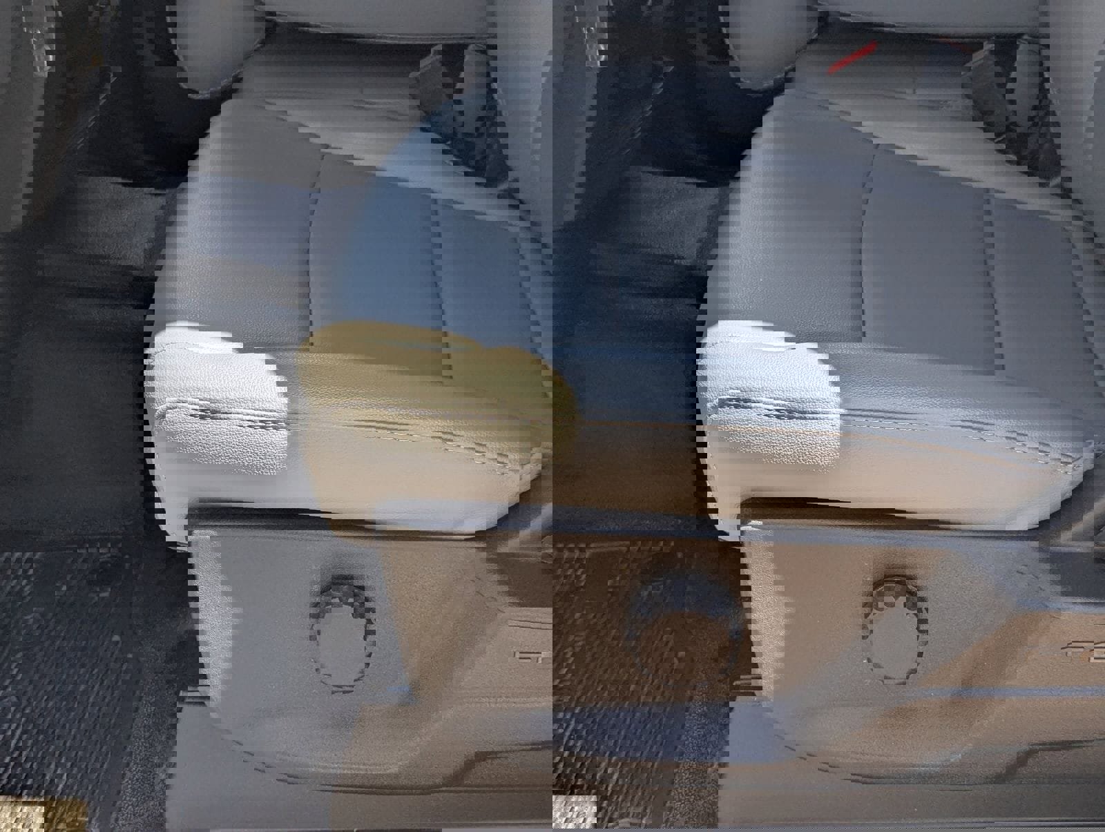 Certified 2024 Ford F250 XL w/ XL Chrome Package image 18