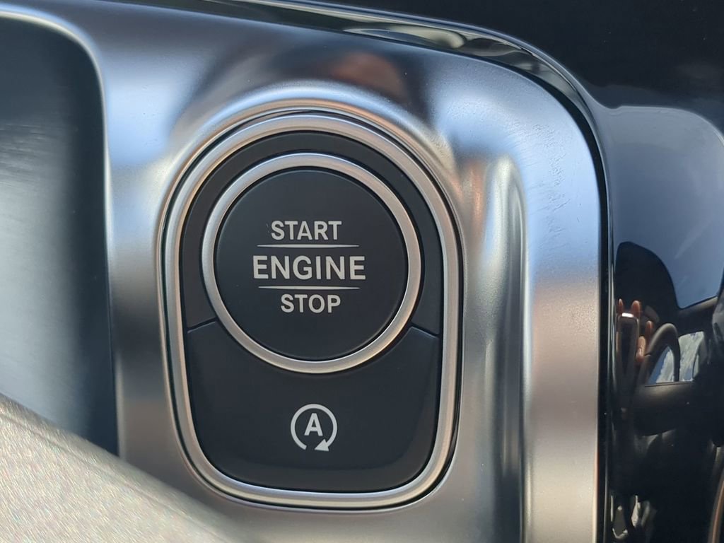 New 2025 Mercedes-Benz GLB 250 GLB 250 image 15