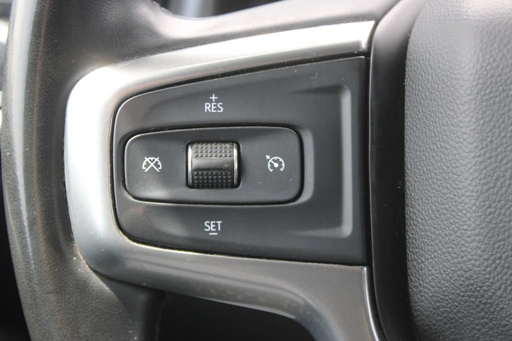Used 2023 Chevrolet Silverado 2500 LT AWD/4WD image 33