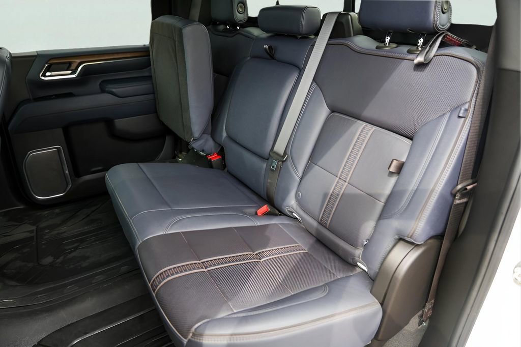 Certified 2024 Chevrolet Silverado 3500 High Country w/ High Country Premium Package image 28