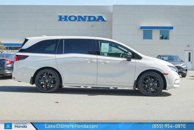 Used 2024 Honda Odyssey Sport image 6
