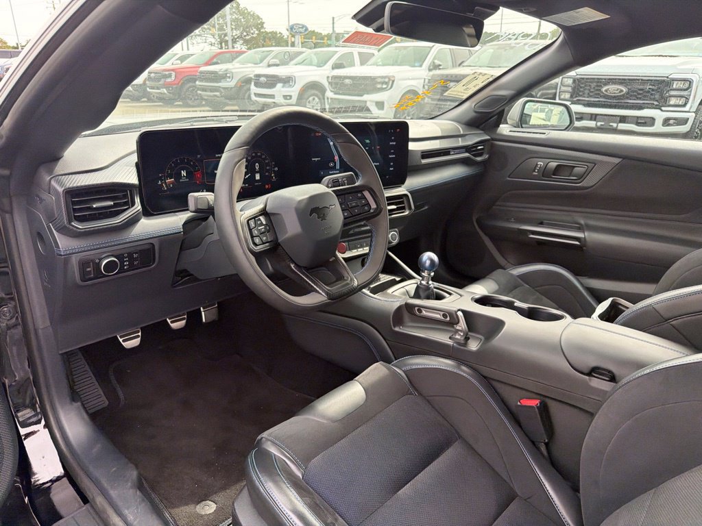 Used 2024 Ford Mustang Dark Horse RWD image 10