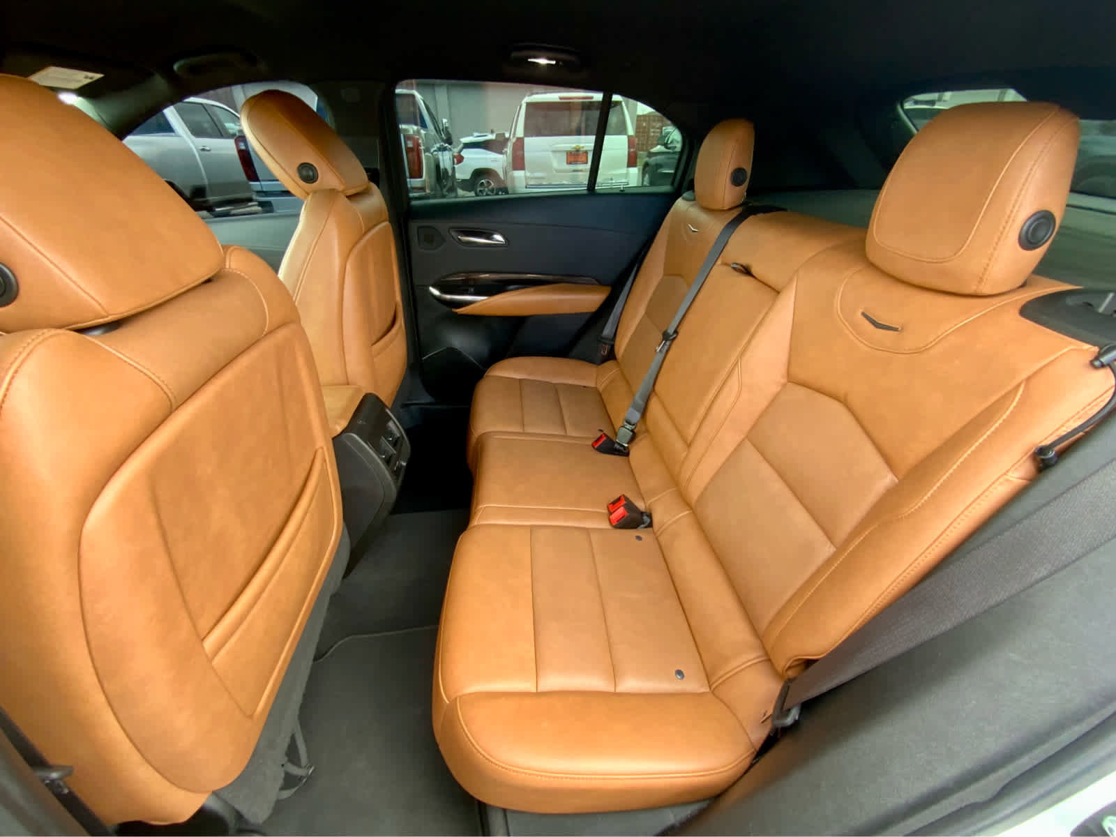 Used 2021 Cadillac XT4 Premium Luxury w/ Enhanced Visibility Package image 25