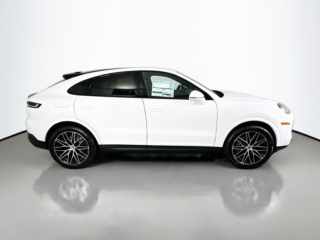 New 2026 Porsche Cayenne Coupe AWD/4WD image 8