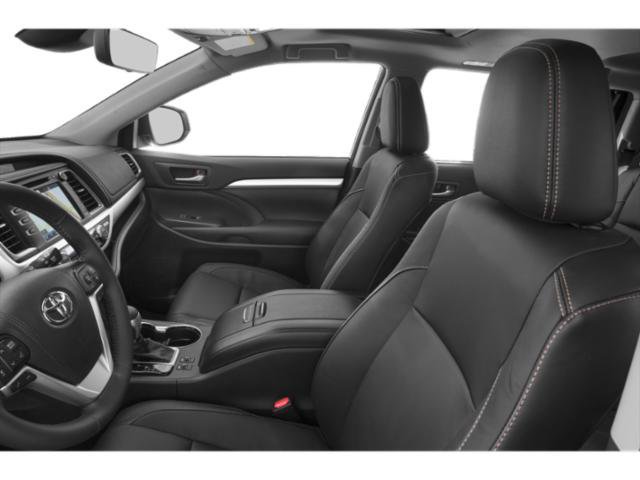 Used 2019 Toyota Highlander XLE AWD/4WD image 9