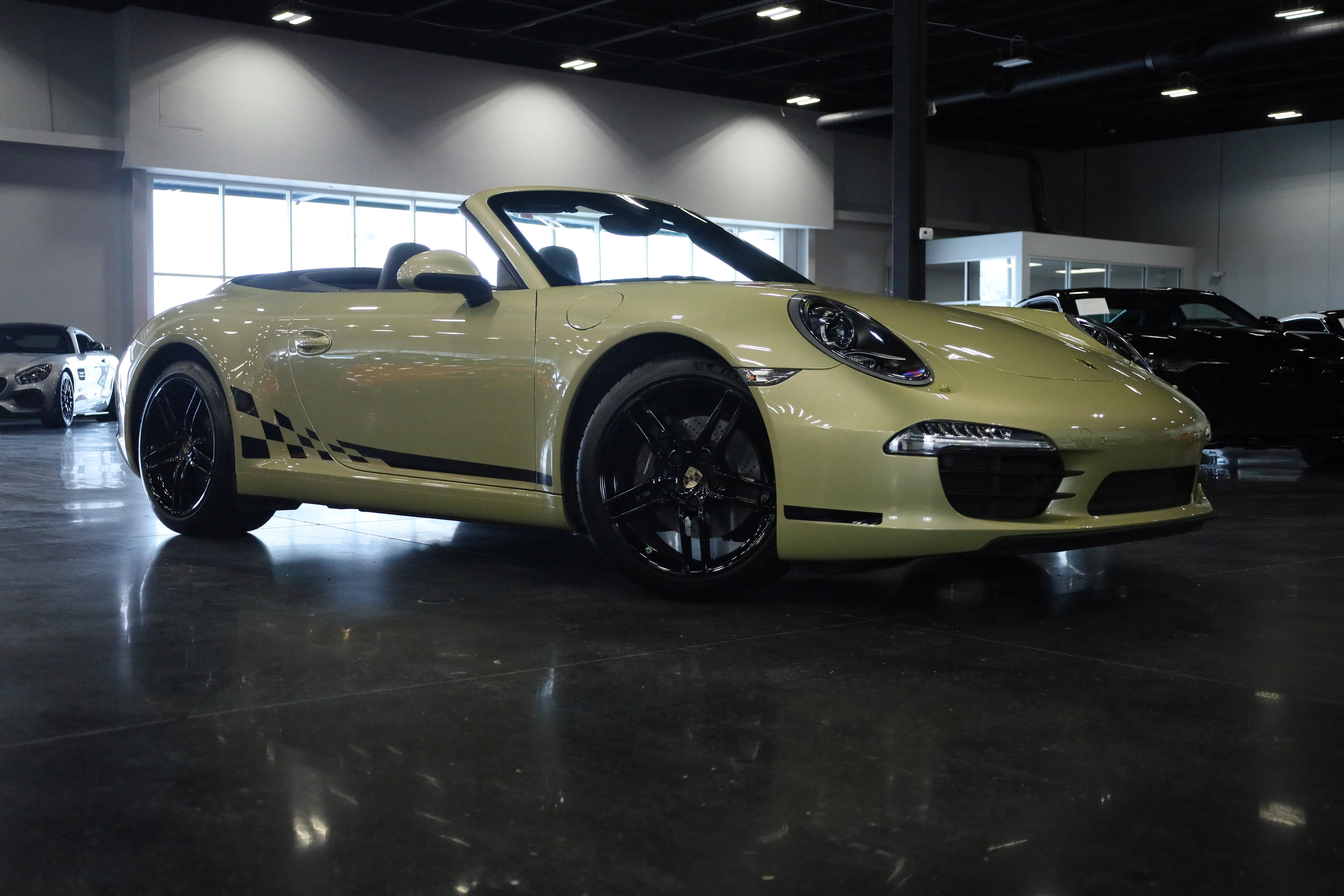 Used 2013 Porsche 911 Carrera image 2