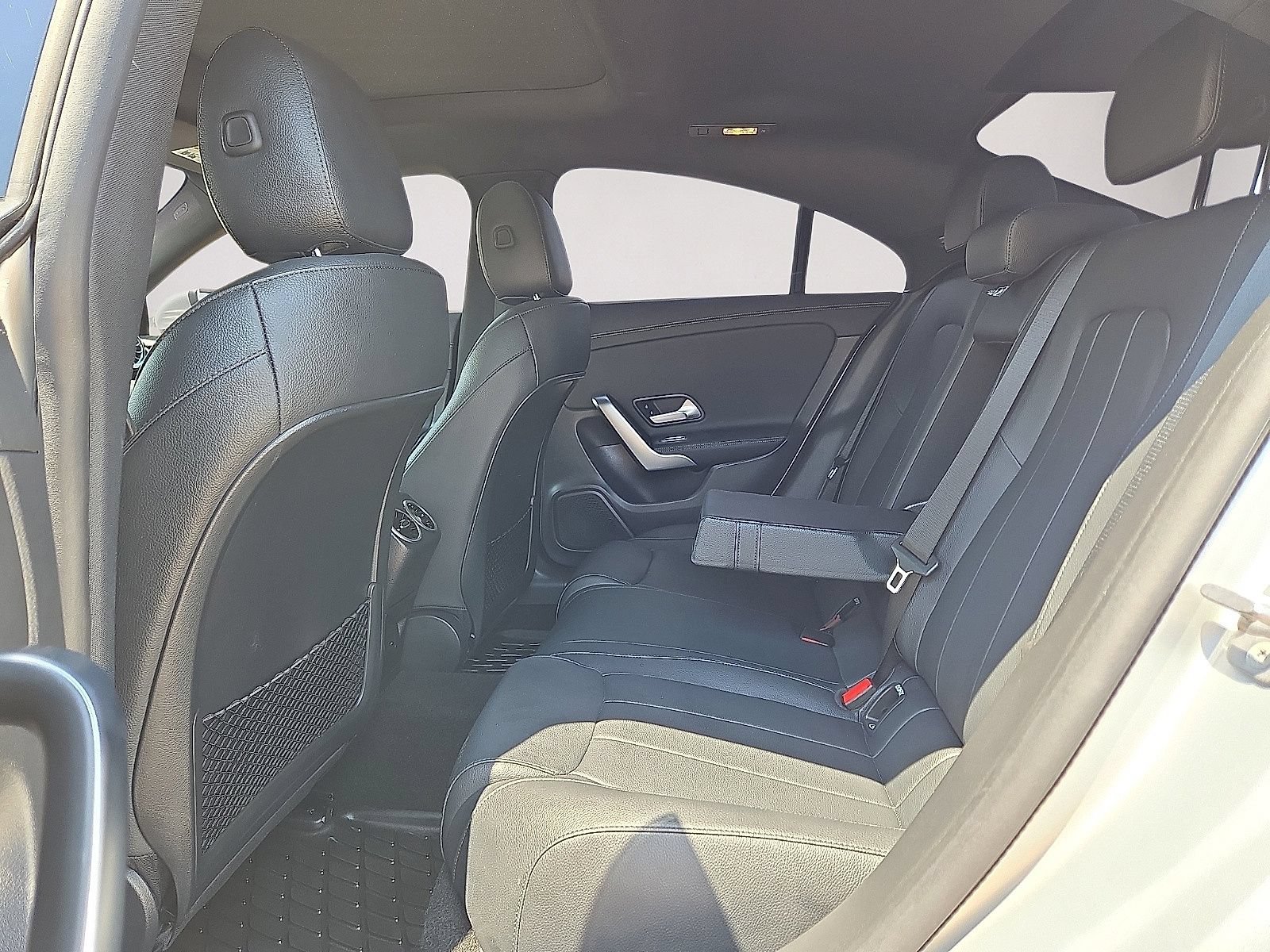 Used 2023 Mercedes-Benz CLA 250 4MATIC w/ Premium Package image 15