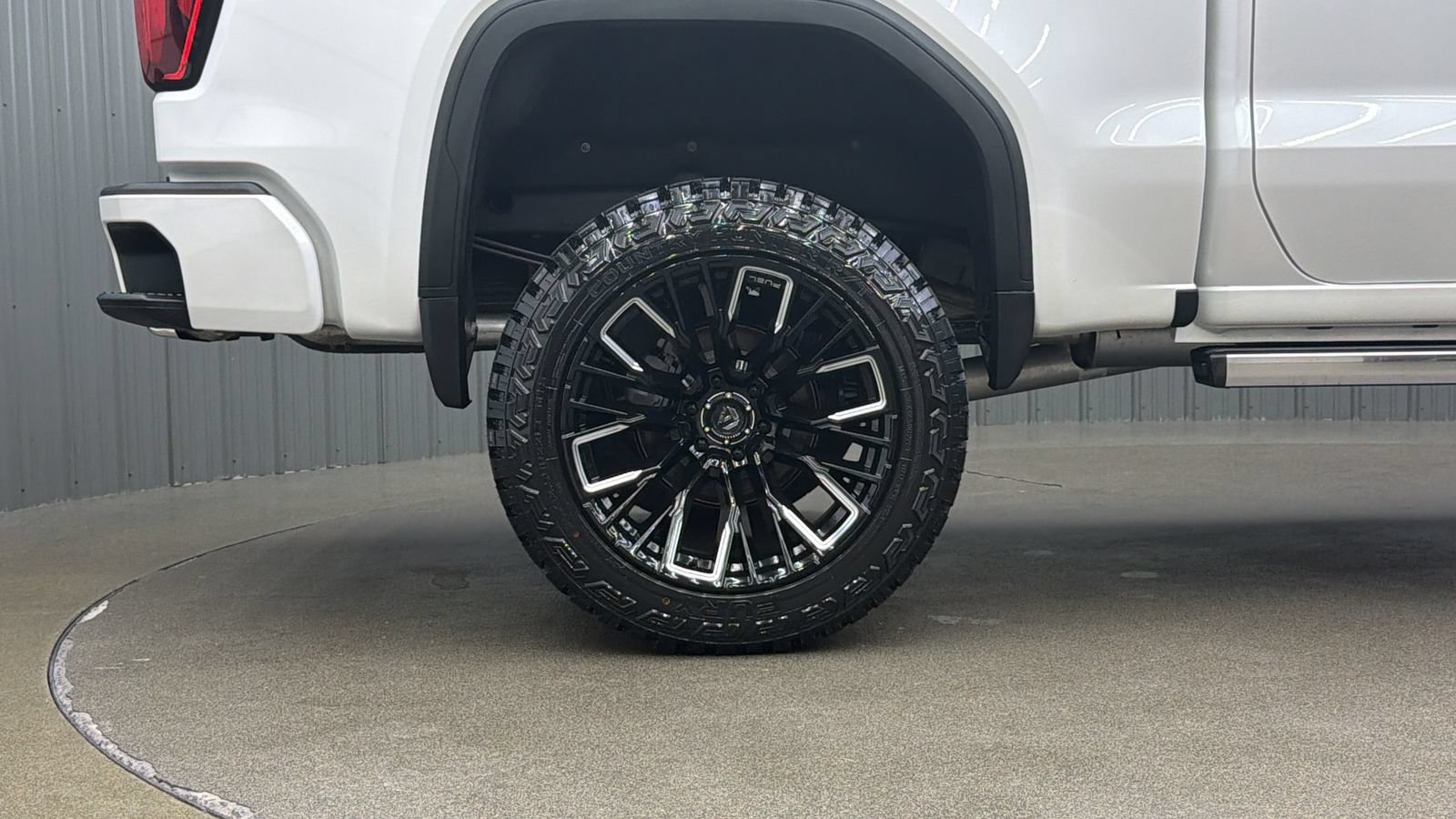 Used 2025 GMC Sierra 1500 Denali Ultimate AWD/4WD image 12