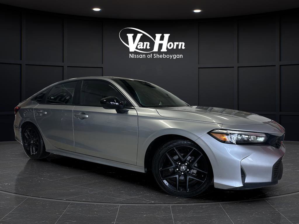 Used 2025 Honda Civic Sport image 1