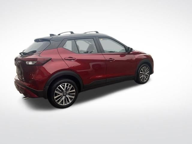 Used 2024 Nissan Kicks SV w/ Exterior Package FWD image 5