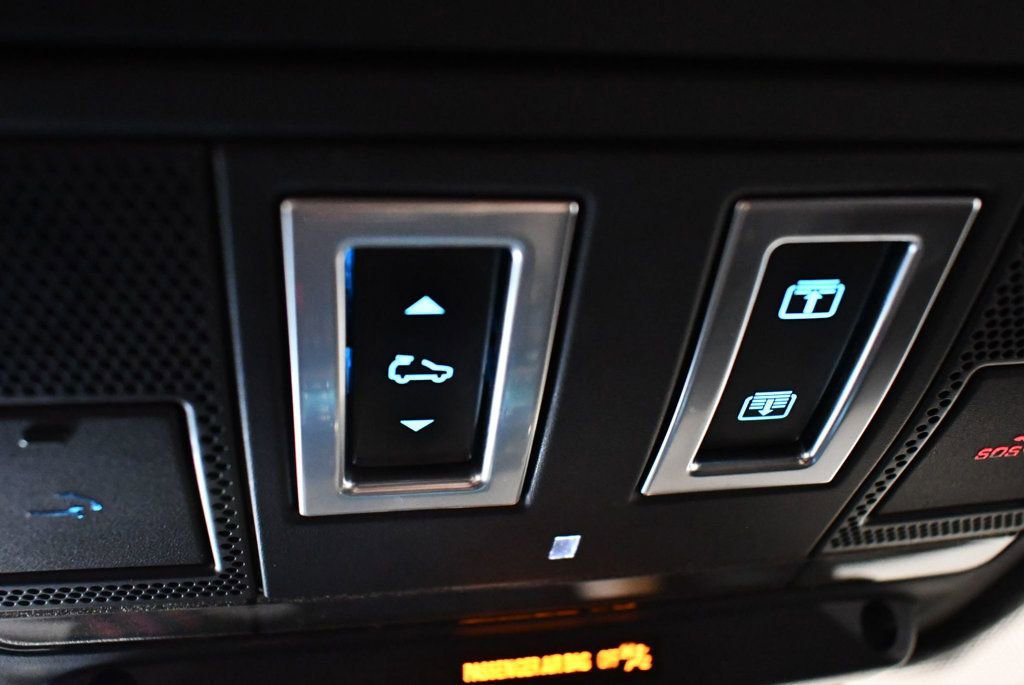 Used 2020 Jaguar F-PACE Premium AWD/4WD image 57