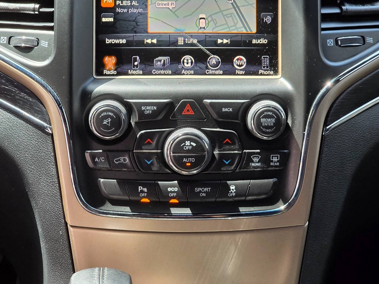 Used 2016 Jeep Grand Cherokee Summit w/ Platinum Series Group AWD/4WD image 28