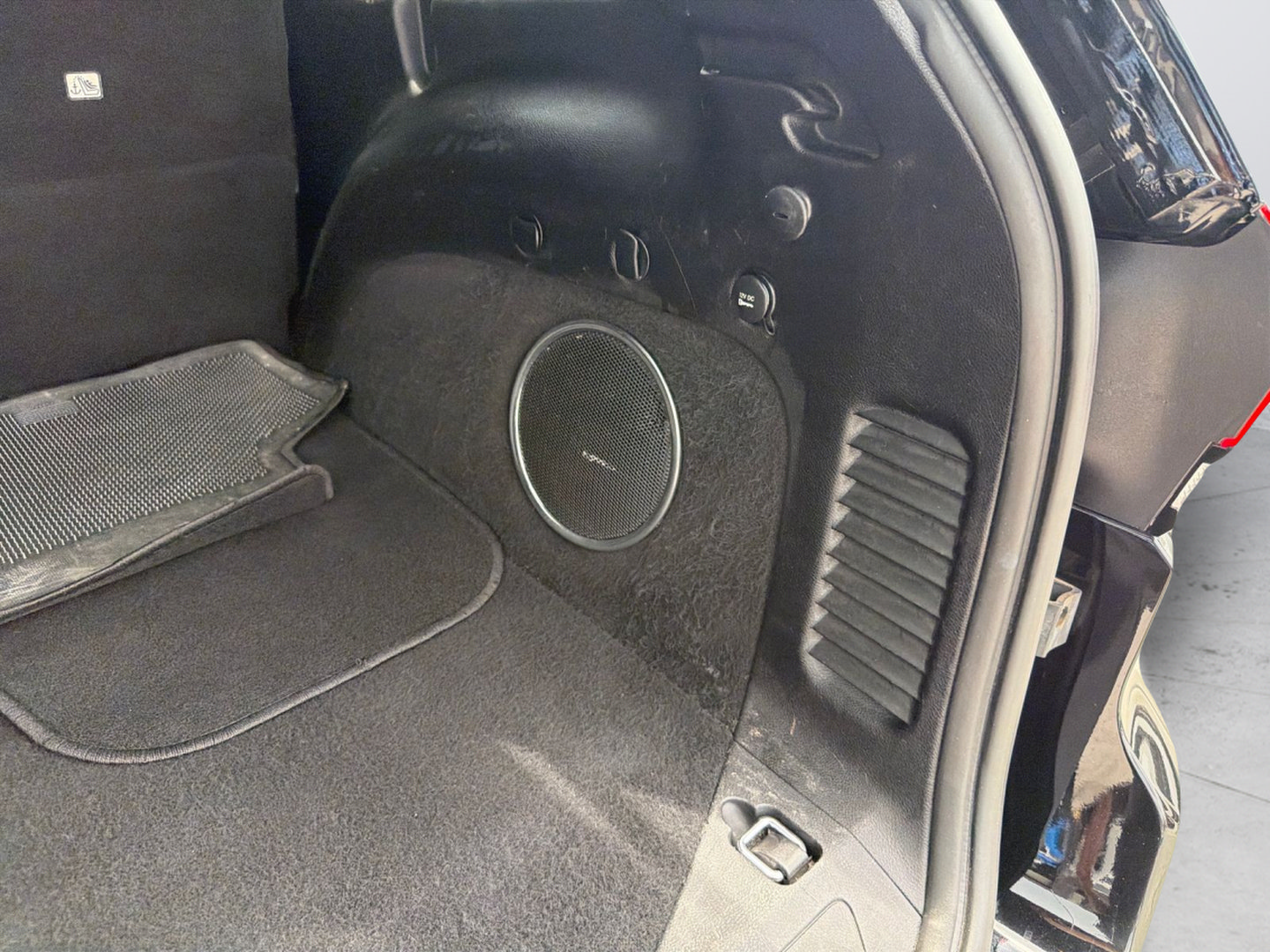Used 2021 Jeep Grand Cherokee Laredo X RWD image 31