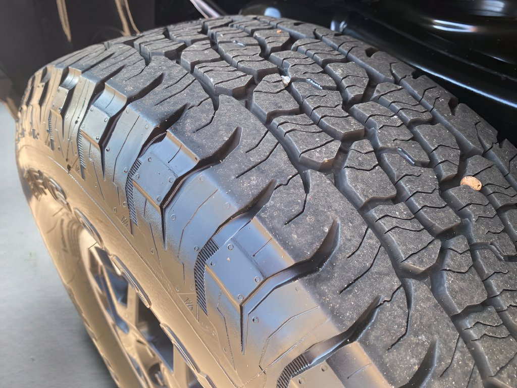 Used 2026 Toyota Tacoma TRD Off-Road AWD/4WD image 32