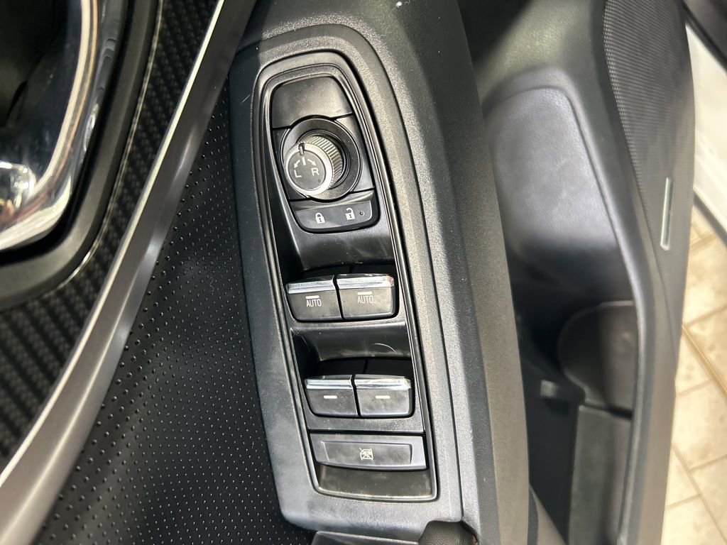 Used 2018 Subaru Crosstrek 2.0i Limited image 20