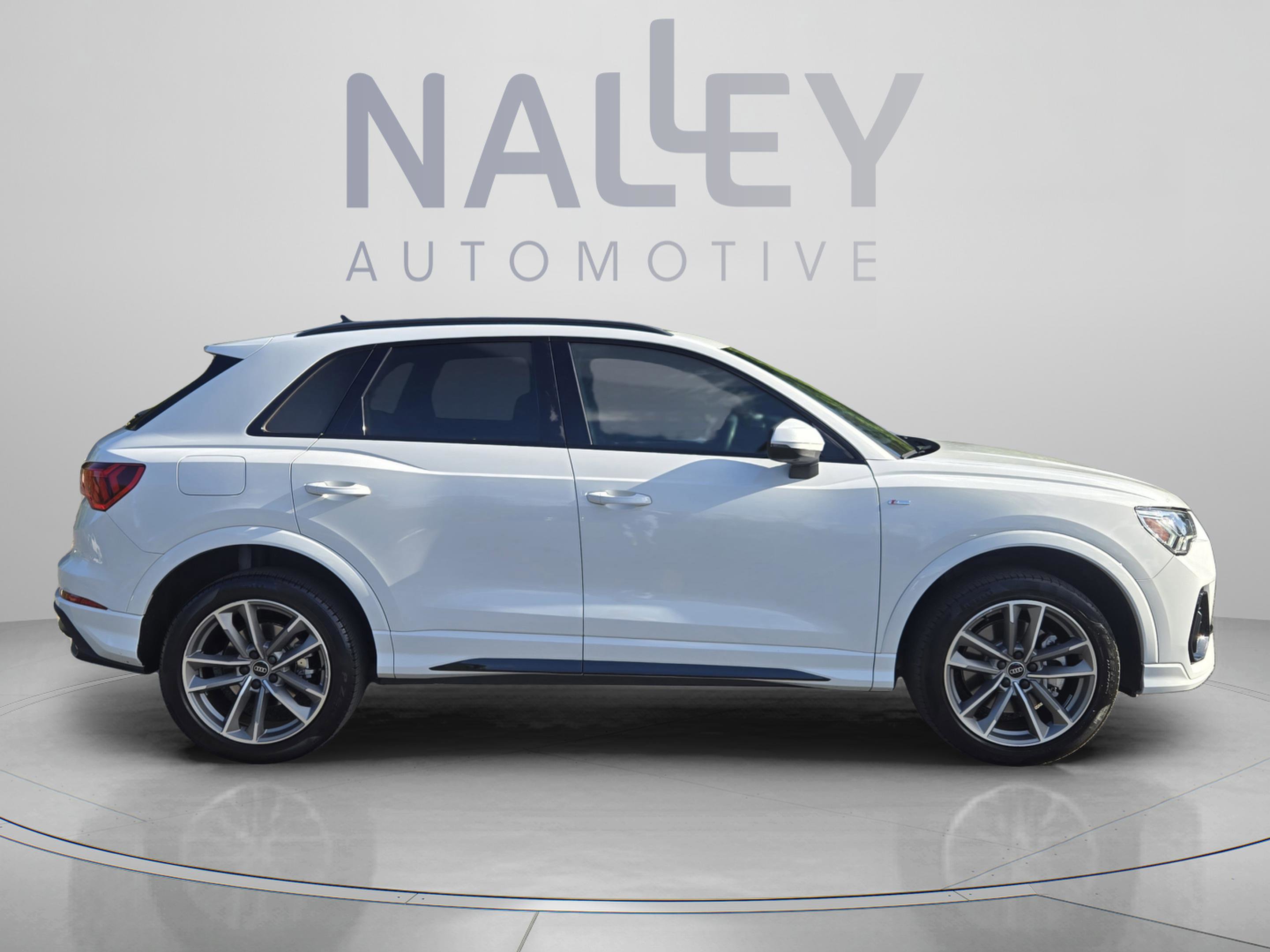 Used 2024 Audi Q3 2.0T Premium Plus AWD/4WD image 6