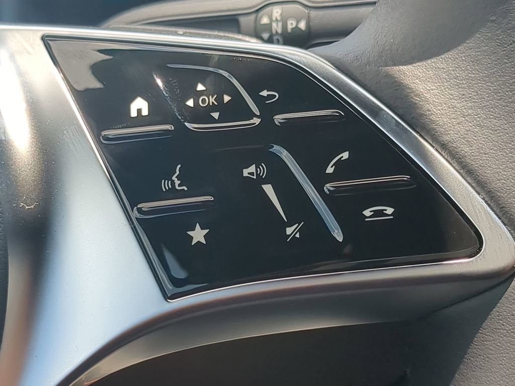 New 2025 Mercedes-Benz GLA 250 image 12