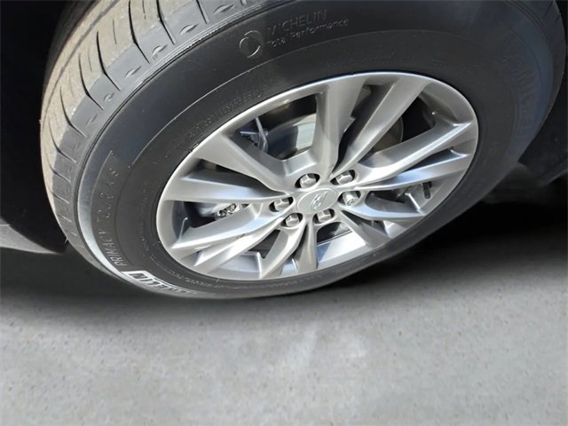 Used 2022 Cadillac XT5 Premium Luxury w/ Technology Package image 9