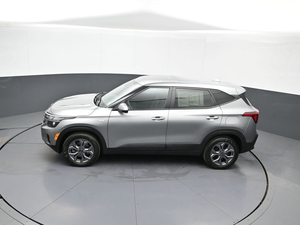 Certified 2024 Kia Seltos LX AWD/4WD image 40