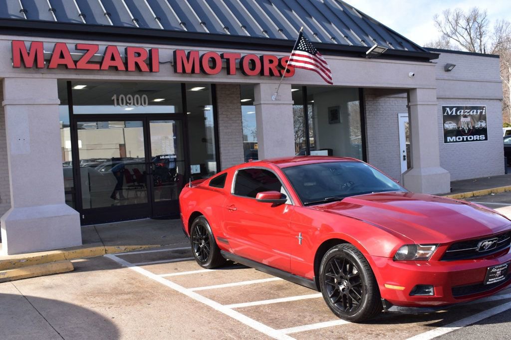 Used 2012 Ford Mustang Premium RWD image 9