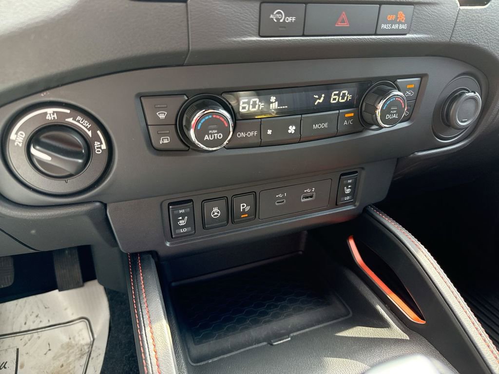 Used 2023 Nissan Frontier PRO-4X w/ Pro-4X Premium Package AWD/4WD image 19