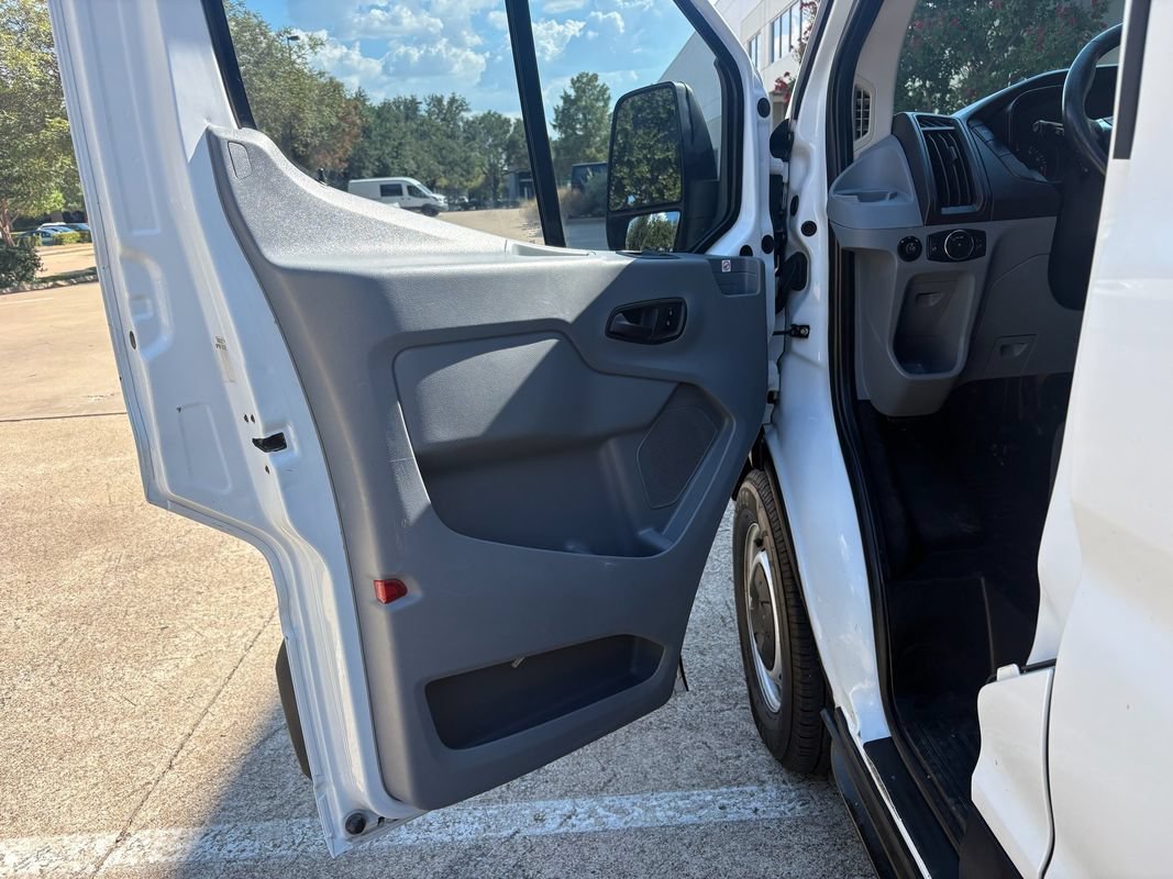 Used 2019 Ford Transit 150 130 Low Roof RWD image 20