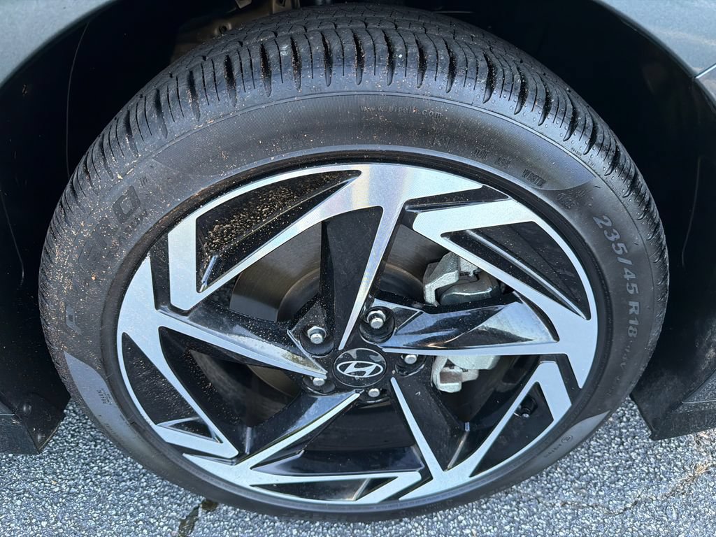 Used 2025 Hyundai Sonata SEL FWD image 12