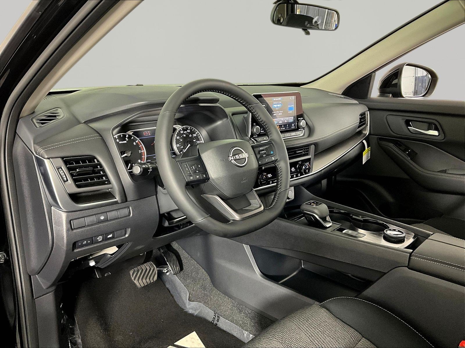 New 2026 Nissan Rogue SV w/ Cold Weather Package AWD/4WD image 15