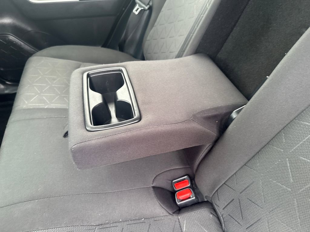 Used 2021 Toyota RAV4 XLE w/ Convenience Package image 36