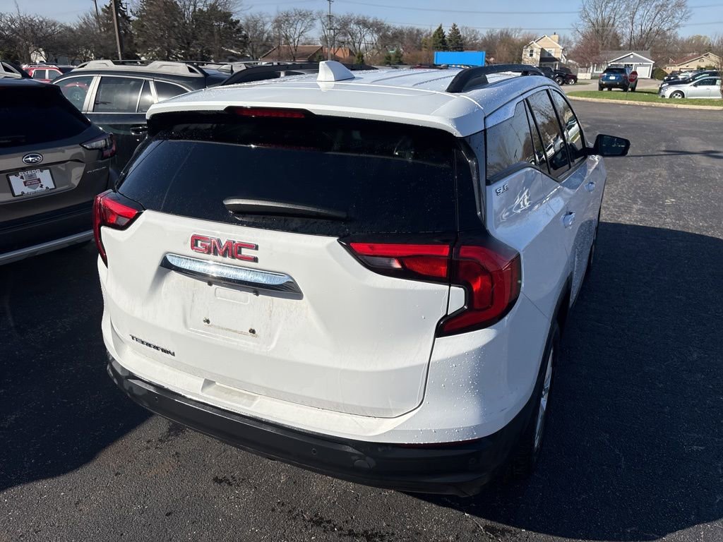 Used 2019 GMC Terrain SLE w/ Driver Convenience Package image 3