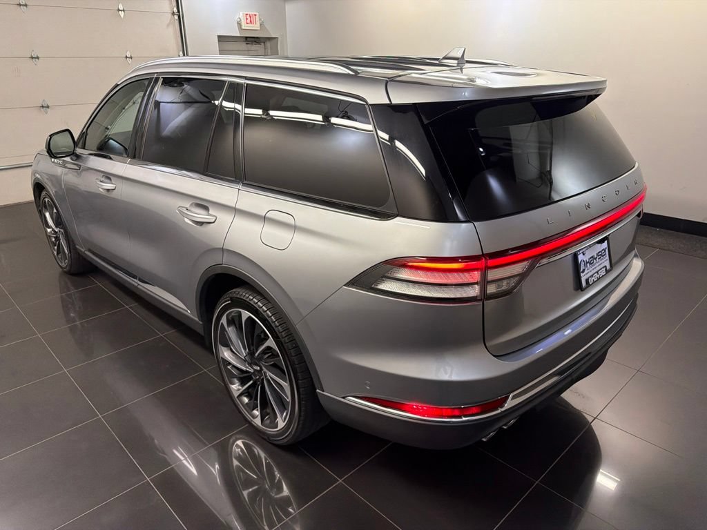 Certified 2020 Lincoln Aviator Reserve w/ Equipment Group 202A AWD/4WD image 4